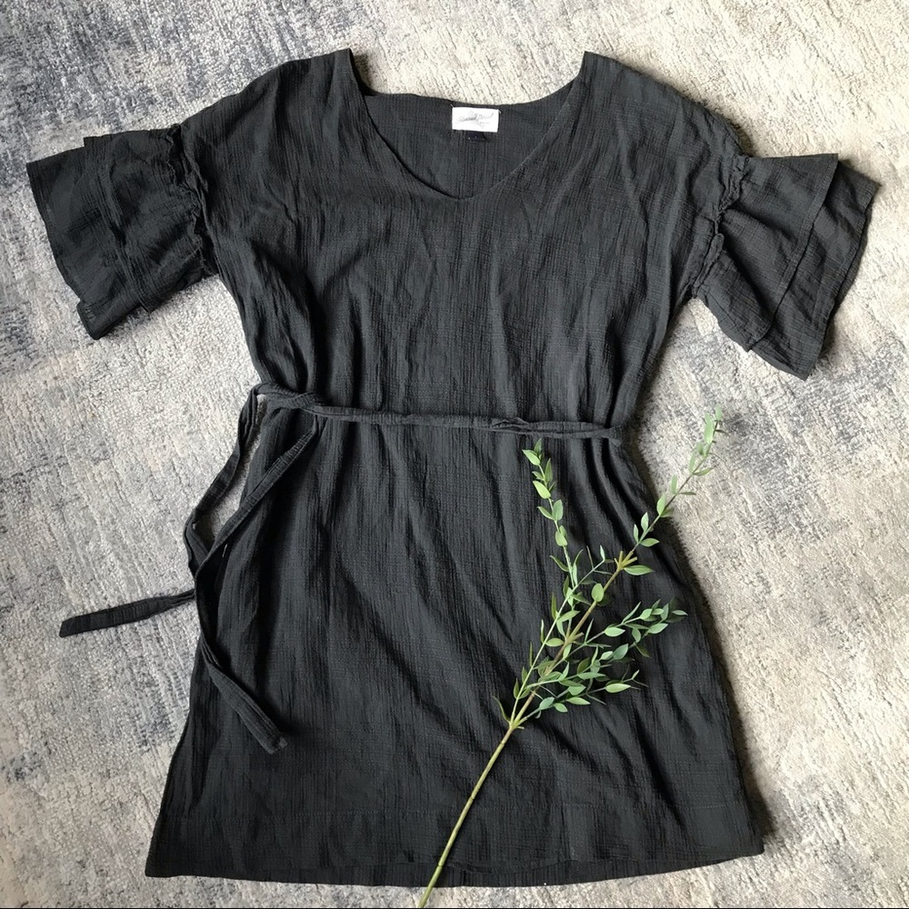 Universal Thread Dark Gray Dress